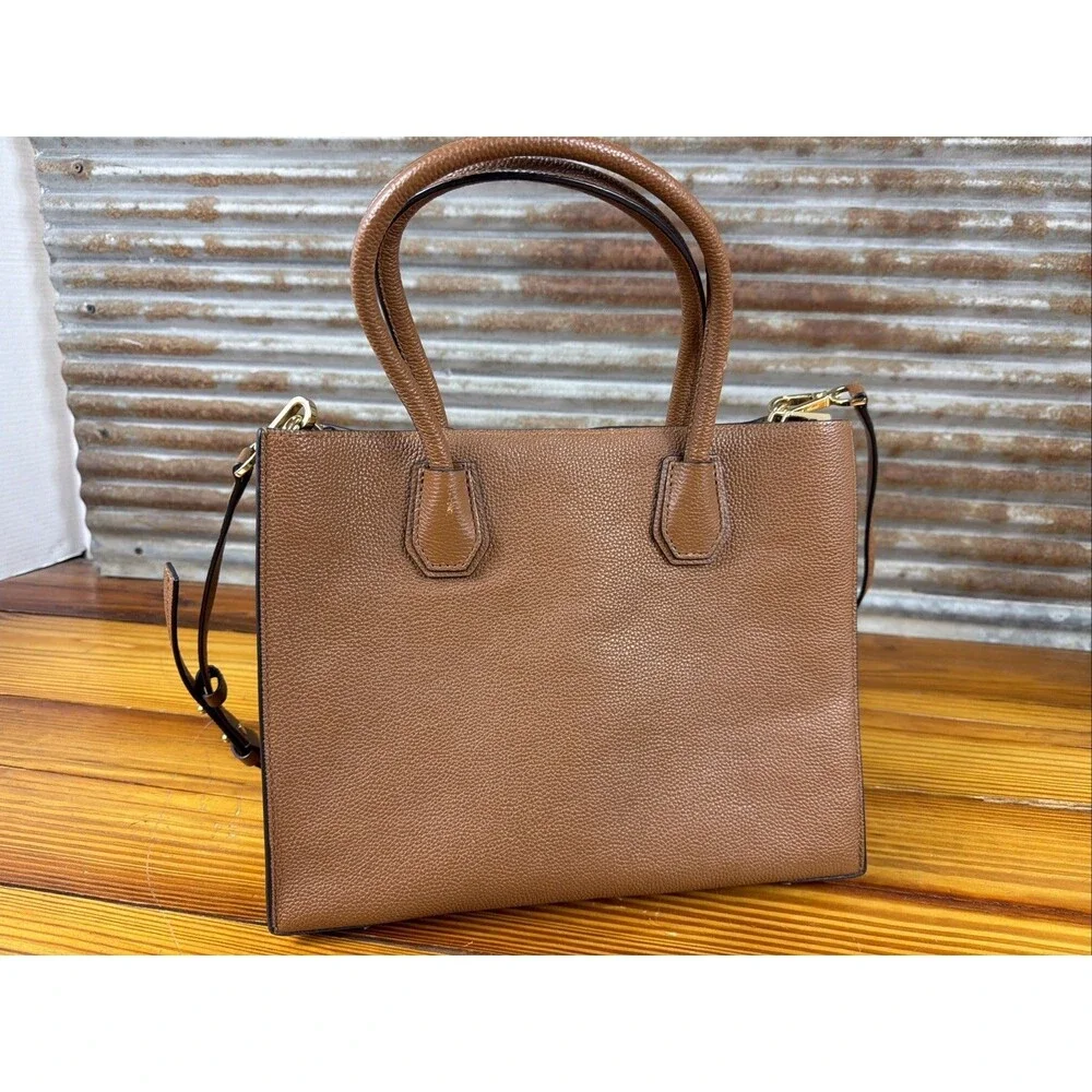 Michael Kors Mercer Large Leather Tote Bag in Acorn Pristine! Used 1 Time